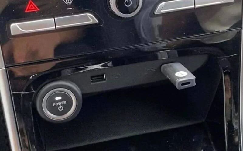 o-to-khong-nhan-usb (1).jpg