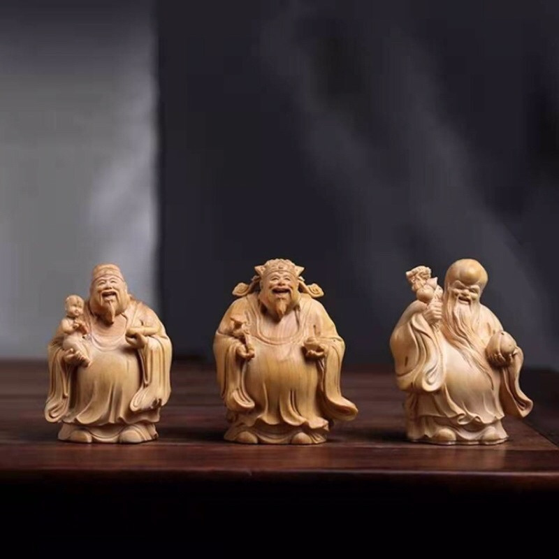 Tượng gỗ Tam Đa mang lại may mắn cho người mệnh Hỏa