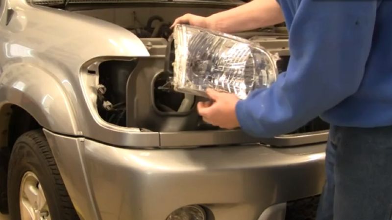 &nbsp;Đèn chiếu sáng phía trước gặp một số lỗi