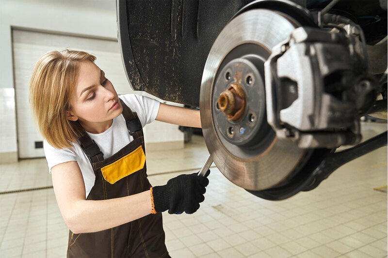 bao-duong-phanh-xe-o-to (2).jpg